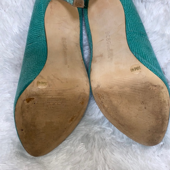 BCBGeneration Teal pumps size 10 - Picture 9 of 9